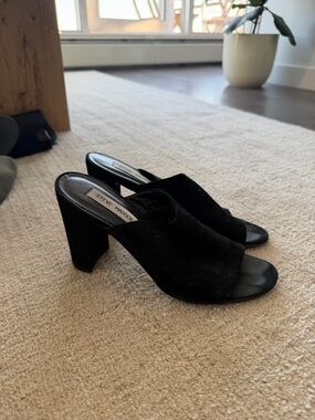 Steve Madden Black Suede Open-Toe Block Heel Mules